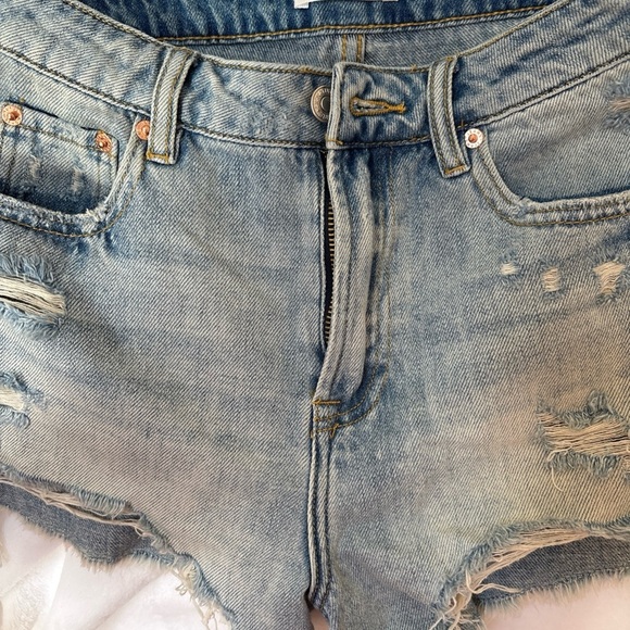 Distressed Blue Jean Shorts with Raw Hem - Picture 4 of 4